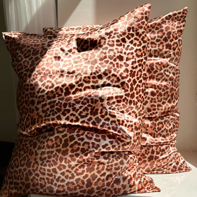 Silk Zippered Pillowcase - Wild Kiss