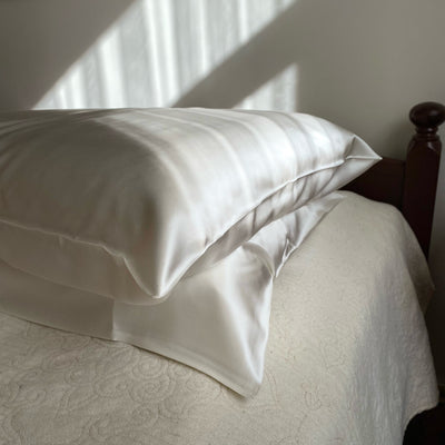 Silk Envelope Pillowcase - White Lily