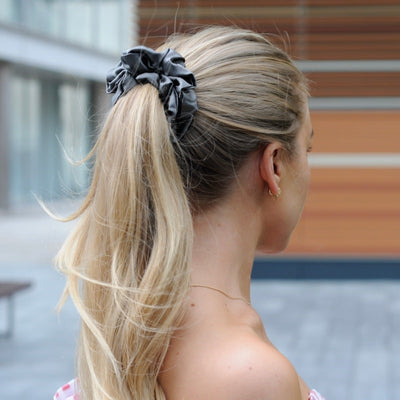 Silk Large Scrunchies - Dark Grey