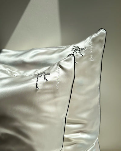 Silk Zippered Pillowcases - 2 Set 'JUST MARRIED'